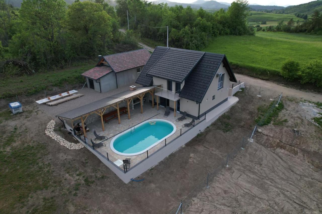 Villa Nesa - Beautiful Guest House At Continental Croatia With Outdoor Swimming Pool, Sauna And 3 Bedrooms Plaški Εξωτερικό φωτογραφία